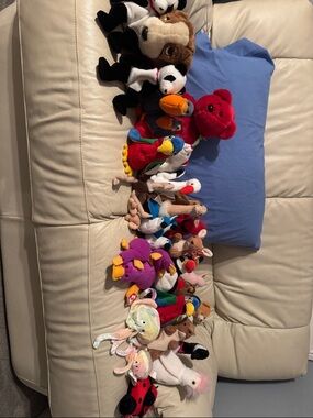 Ty Plush Beanie Baby Collection - Red, Purple, Blue, White, Brown, Black